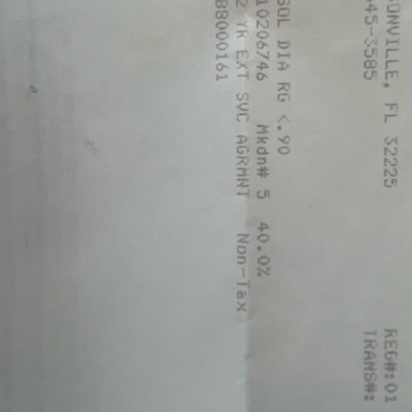 .9 carat solitaire diamond. Set in platinum with a 14k yellow gold band. - Picture 6 of 9